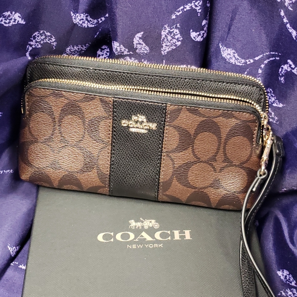 Coach wallet